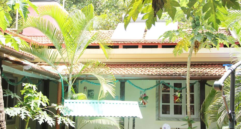 Ally Pally Guest House, Goa 5